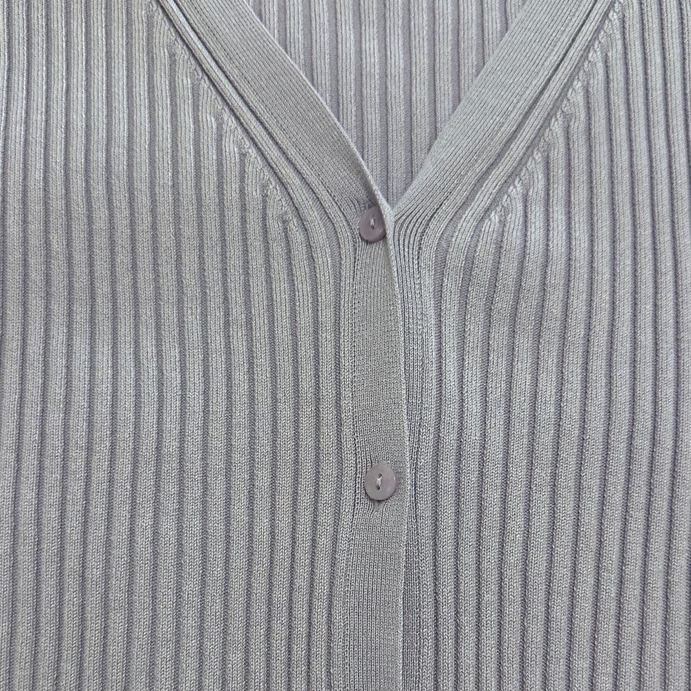 H&M Lilac Ribbed V-Neck Buttoned Cardigan - Picture 3 of 6